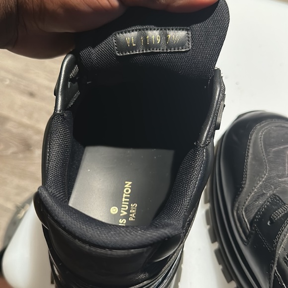 Louis Vuitton 2054 LV Trail line Virgil Abloh Run Away or 9 US 42 EU. - Picture 11 of 13